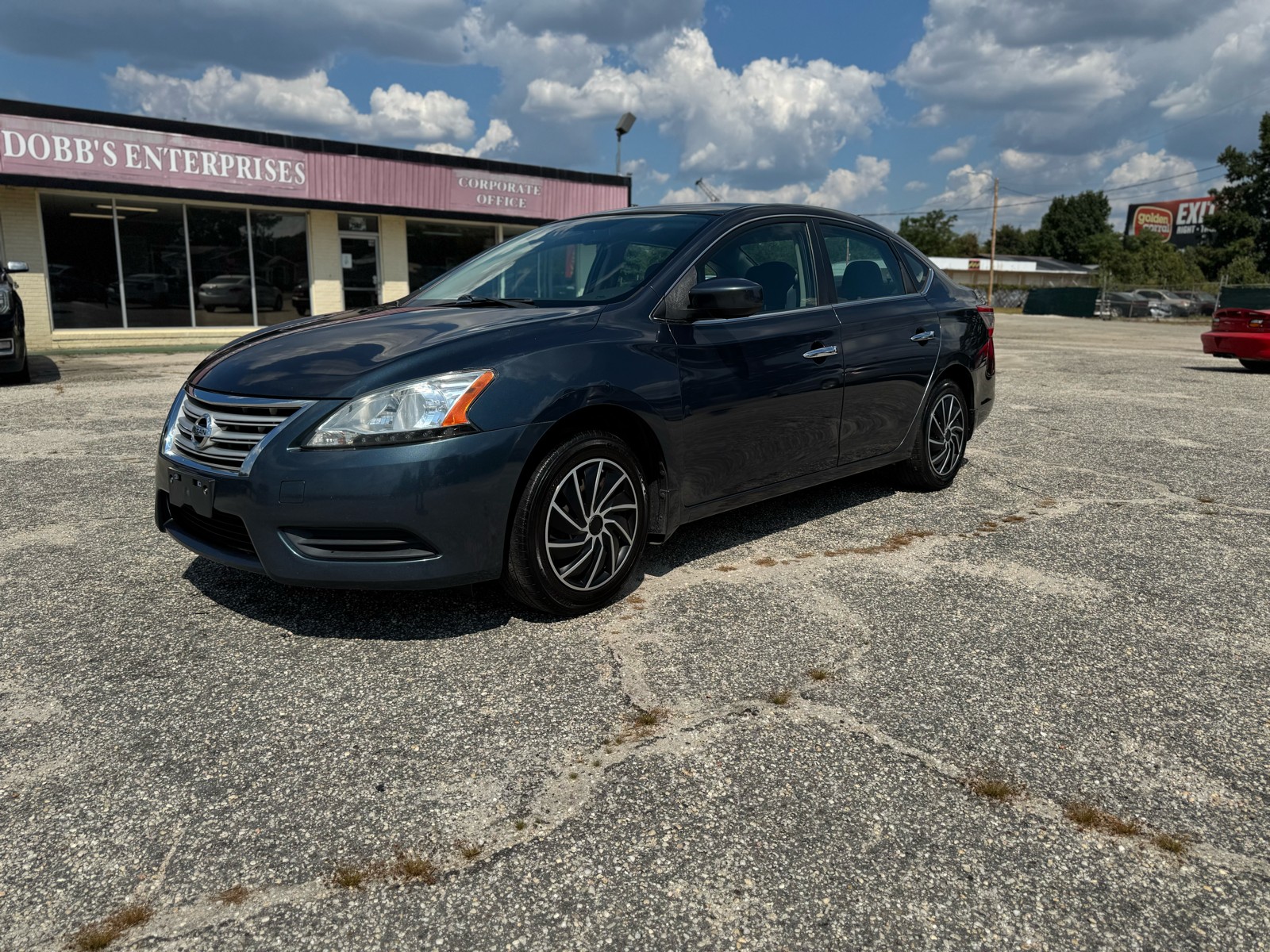 
								2013 Nissan Sentra SV full									